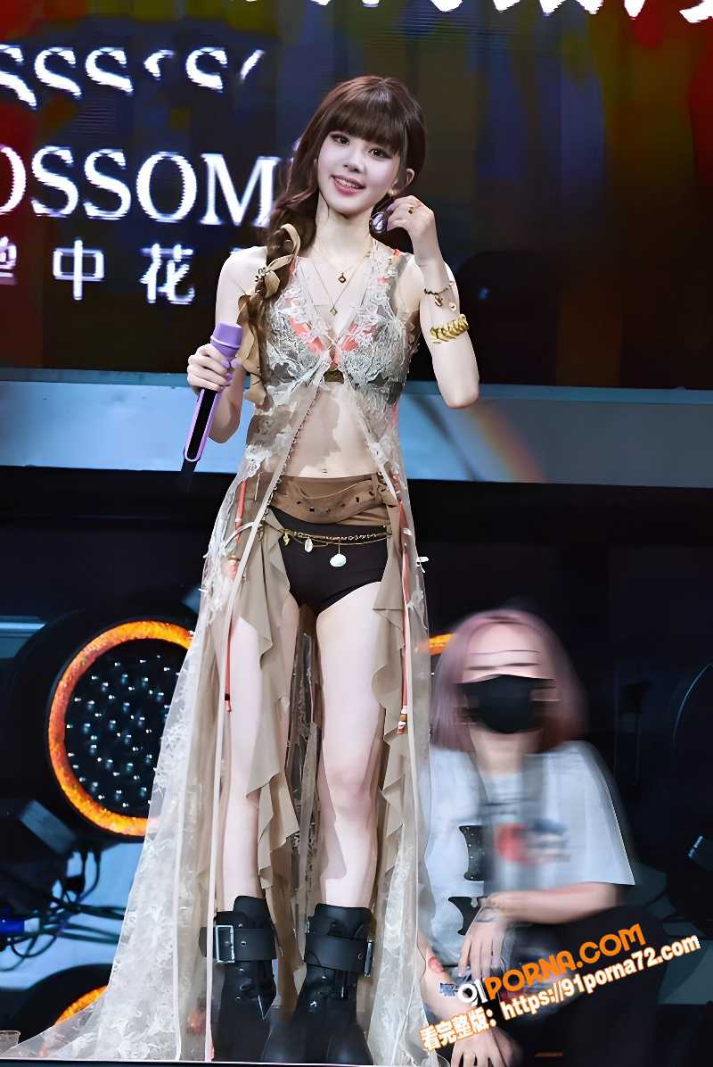 娱乐圈顶流女星 赵露思 ...（2）